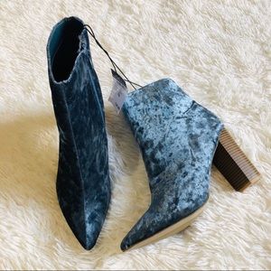 Crushed Velvet Heeled Bootie Boots Blue NEW NWT 10